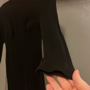 LONG SLEEVE BLACK BODYCON DRESS
